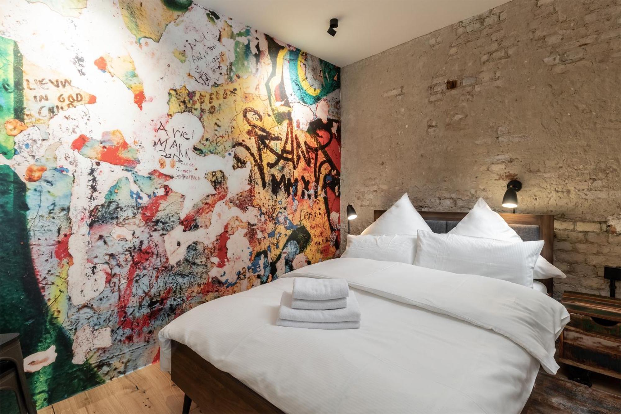 Appartement Coolest In Berlin, Easy Check-in, Industrial Style, Close To Center #3 Berlijn